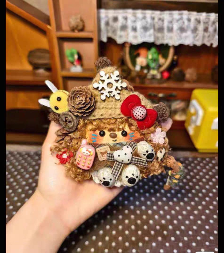 Double-sided pendant